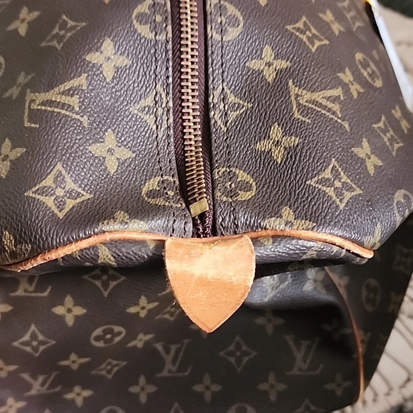 Louis Vuitton Travel Keepall 50 - Picture 8 of 16